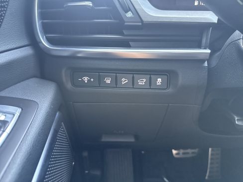 Used 2024 Kia Telluride SX Prestige X-Line AWD/4WD image 32