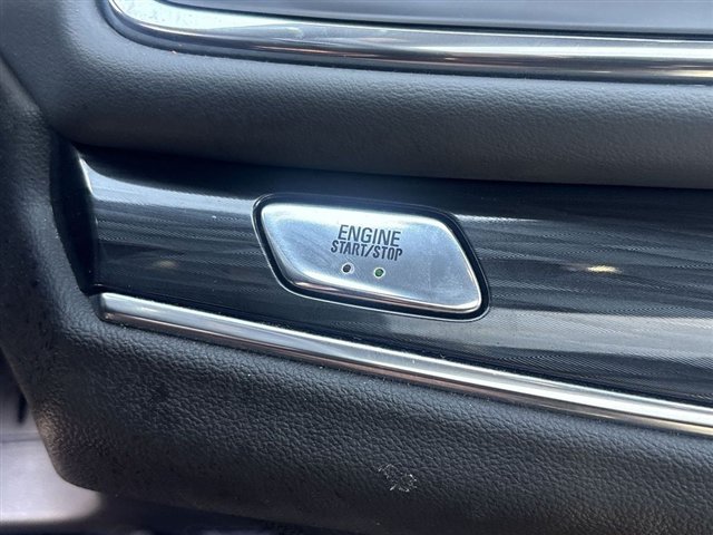 Certified 2024 Buick Enclave Essence w/ Experience Buick Package AWD/4WD image 16