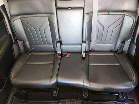 Used 2025 Hyundai Santa Fe SEL FWD image 26