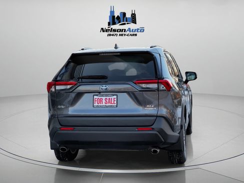 Used 2023 Toyota RAV4 XLE w/ Convenience Package image 5