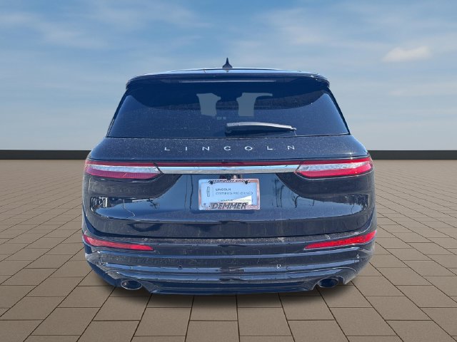 Used 2024 Lincoln Corsair AWD w/ Equipment Group 101A image 5