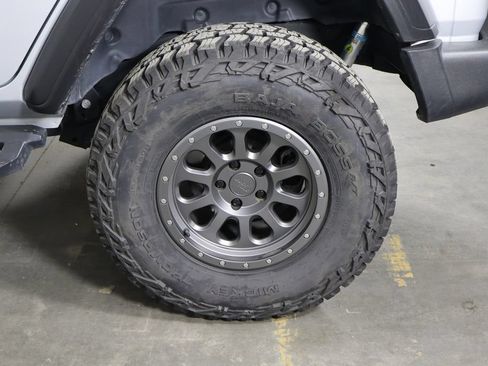 Used 2022 Jeep Wrangler Unlimited Sport AWD/4WD image 40