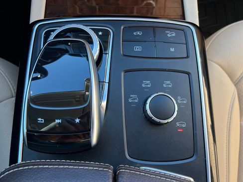 Used 2019 Mercedes-Benz GLS 450 4MATIC image 71