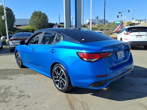 Certified 2025 Nissan Sentra SR FWD image 10