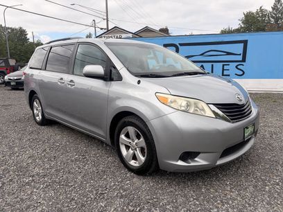 Used 2011 Toyota Sienna LE
