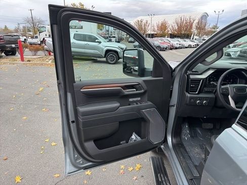 Certified 2025 GMC Sierra 1500 Denali w/ Denali Reserve Package image 14