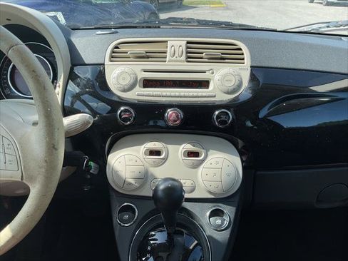 Used 2015 FIAT 500 Lounge w/ Luxury Leather Package FWD image 18