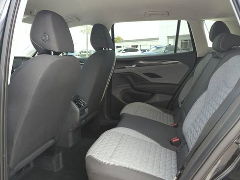 Certified 2025 Volkswagen Tiguan S image 14