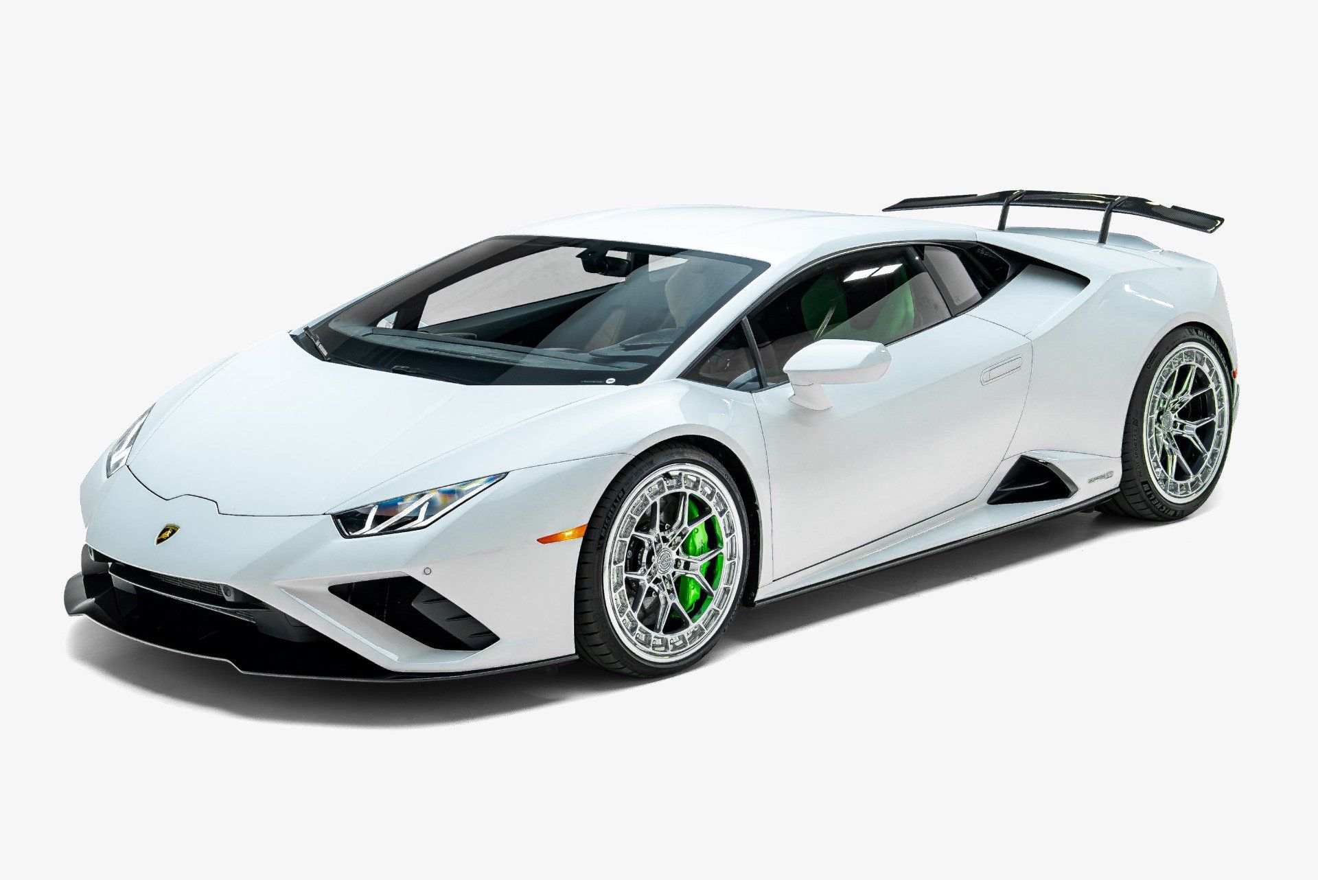 Used 2021 Lamborghini Huracan EVO RWD image 9