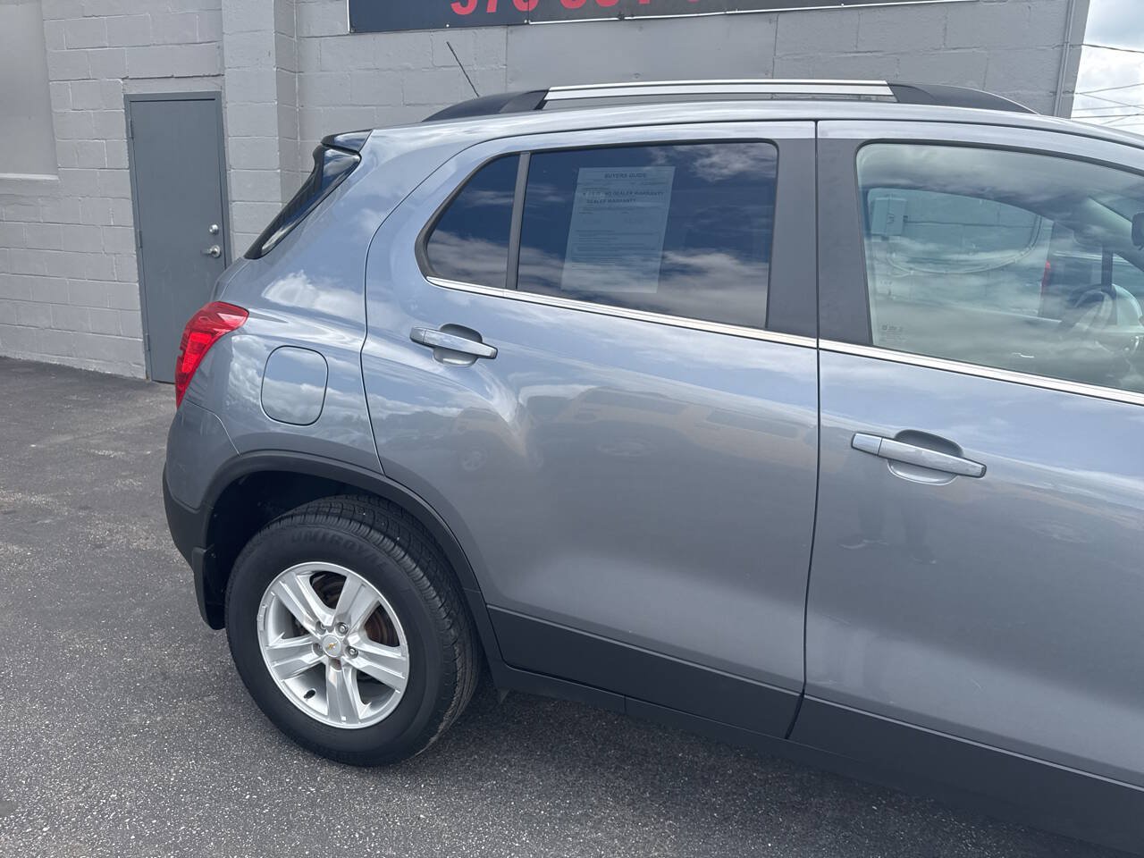 Used 2015 Chevrolet Trax LT w/ LPO, Protection Package AWD/4WD image 9