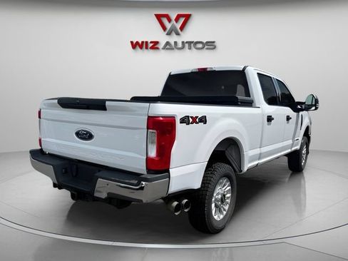 Used 2019 Ford F250 XLT w/ Snow Plow Prep Package AWD/4WD image 5