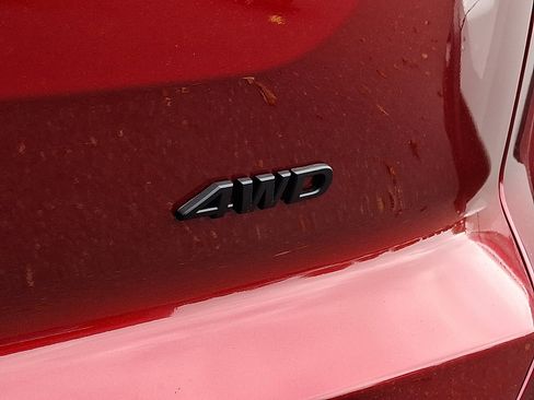 New 2025 Nissan Pathfinder SV w/ SV Premium Package image 6