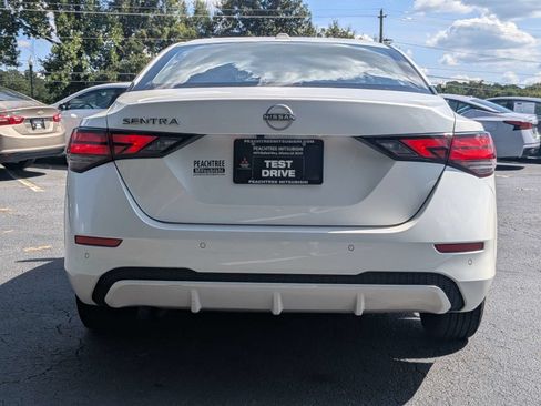 Used 2025 Nissan Sentra SV FWD image 5