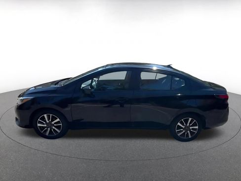 Used 2025 Nissan Versa SV FWD image 9