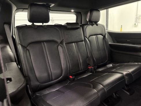 Used 2024 Jeep Wagoneer Series II image 13