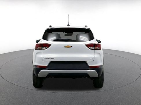 Used 2025 Chevrolet TrailBlazer LT FWD image 6