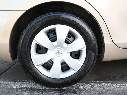 Used 2008 Toyota Camry LE FWD image 27