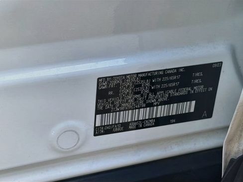 Used 2023 Toyota RAV4 XLE w/ Convenience Package FWD image 31