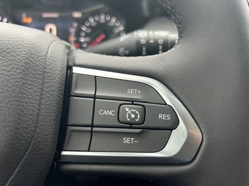 New 2026 Jeep Compass Latitude image 20