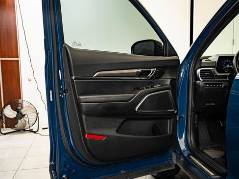 Used 2024 Kia Telluride SX Prestige X-Line image 25