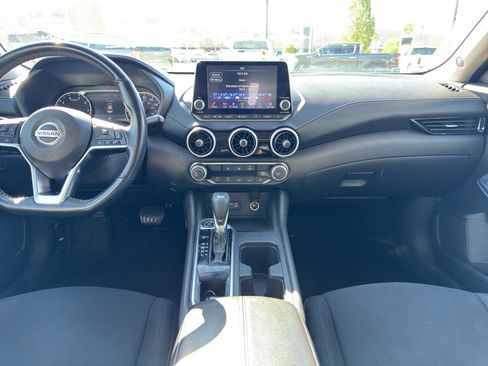 Used 2023 Nissan Sentra SV FWD image 9