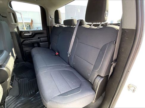 Used 2022 Chevrolet Silverado 2500 Custom w/ Custom Convenience Package image 20