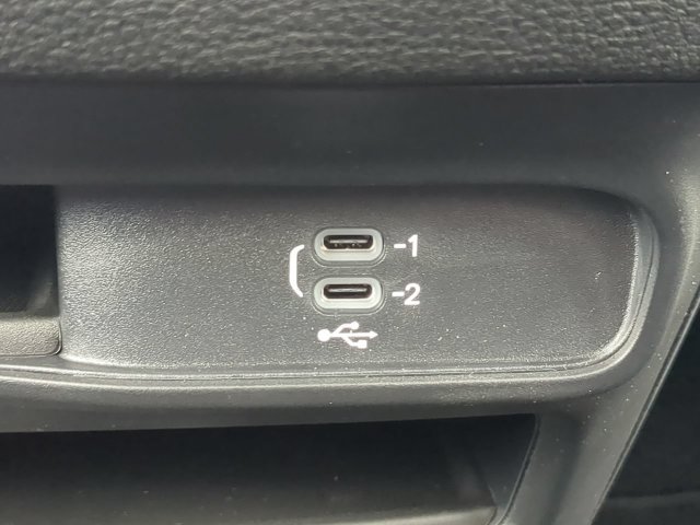 New 2026 Chrysler Pacifica Select FWD image 26