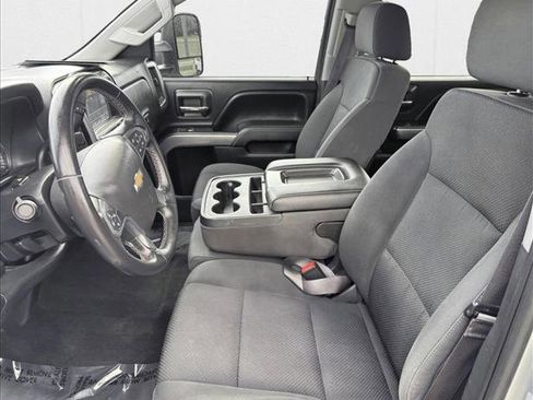 Used 2015 Chevrolet Silverado 2500 LT w/ LT Convenience Package image 10