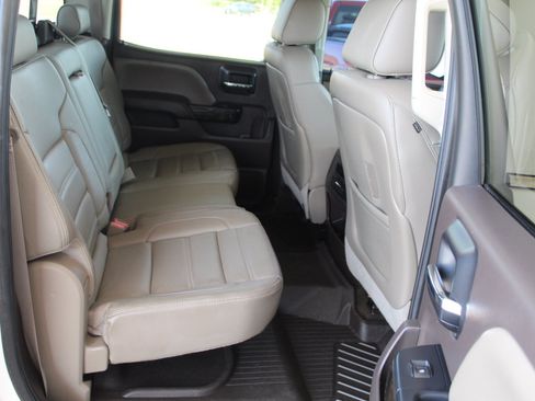 Used 2015 GMC Sierra 1500 Denali AWD/4WD image 19