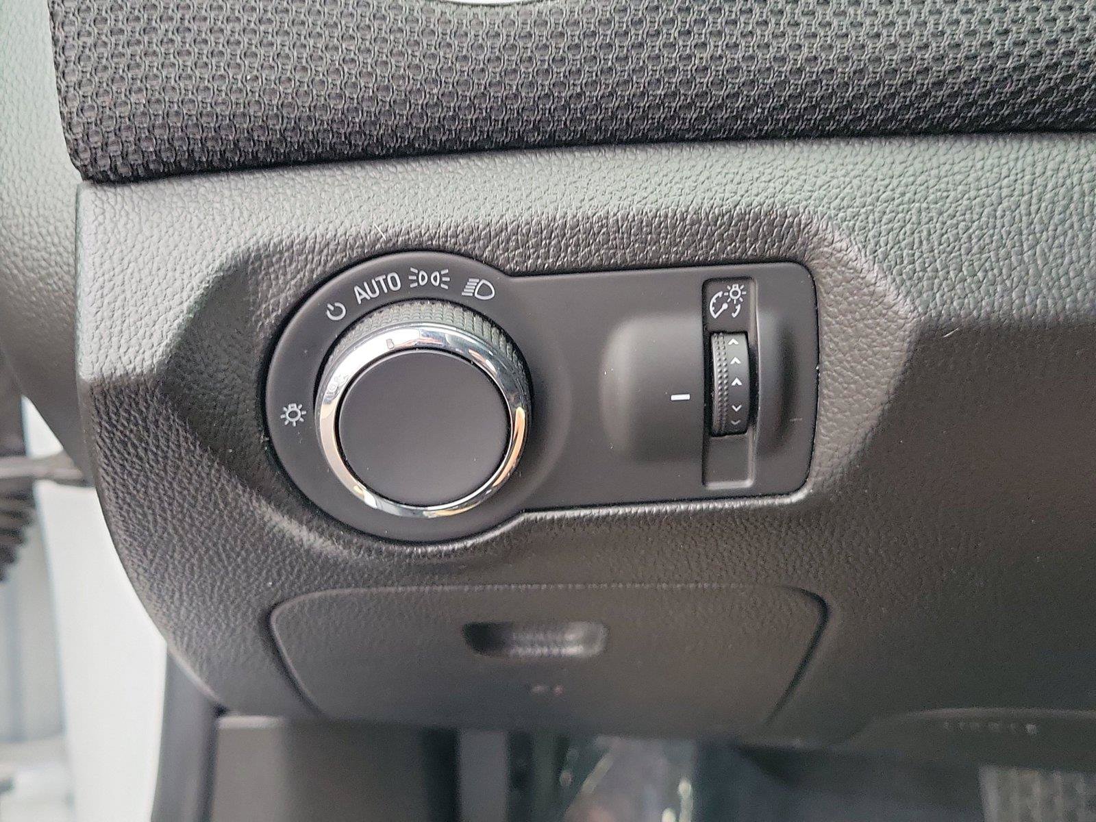 Used 2016 Chevrolet Cruze LT FWD image 20