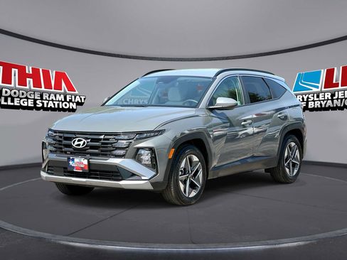 Used 2025 Hyundai Tucson SEL FWD image 1