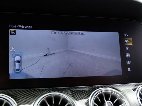 Used 2023 Mercedes-Benz AMG GT 63 image 27