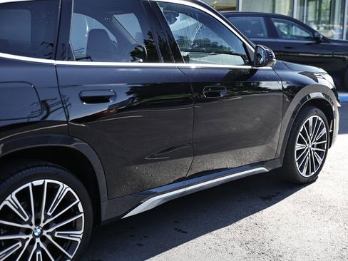 Certified 2025 BMW X1 xDrive28i w/ Technology Package AWD/4WD image 7