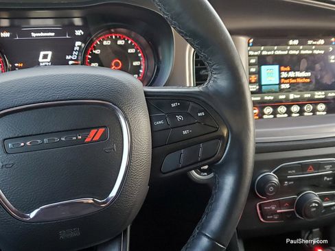 Used 2023 Dodge Charger SXT w/ Blacktop Package image 32