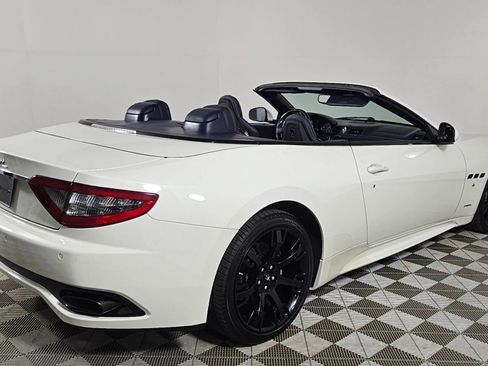 Used 2016 Maserati GranTurismo Sport image 13