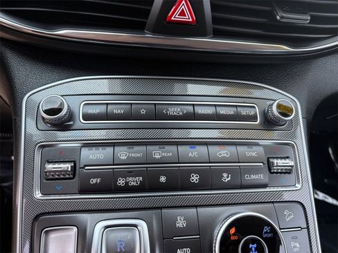 Used 2023 Hyundai Santa Fe SEL Convenience image 29