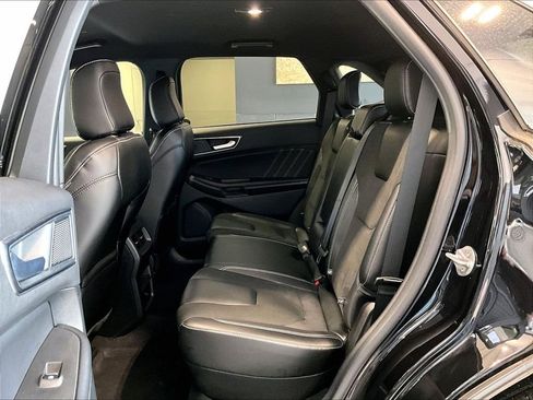 Used 2024 Ford Edge ST image 21