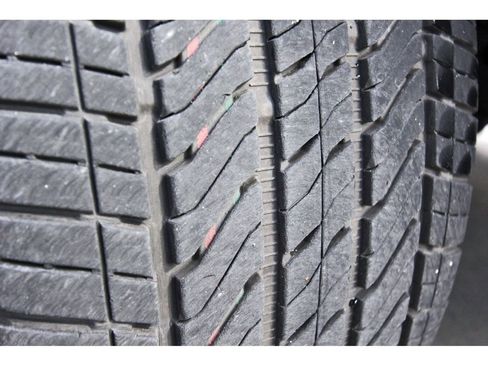 Certified 2024 Cadillac Escalade Luxury image 33