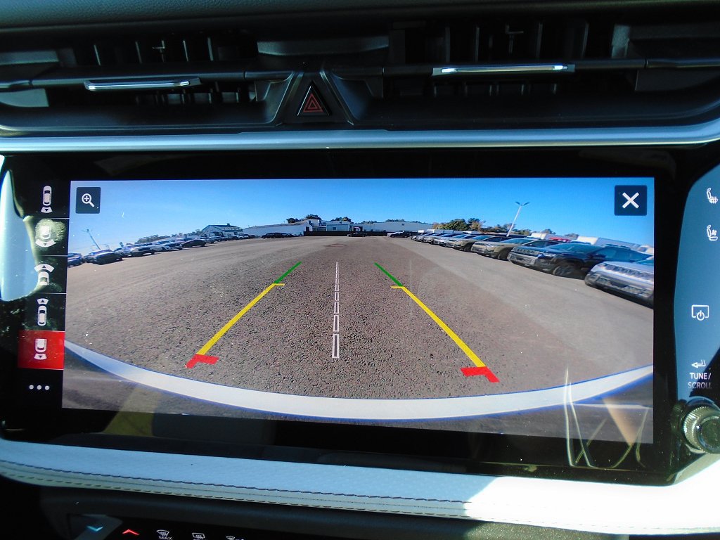 New 2026 Jeep Cherokee Overland w/ Trailer Tow Group AWD/4WD image 22