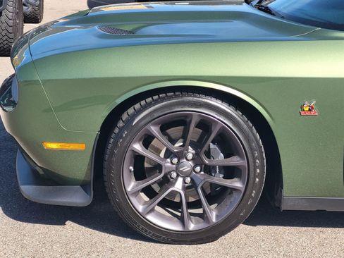 Used 2022 Dodge Challenger R/T Scat Pack RWD image 8