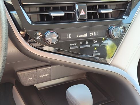 Certified 2024 Toyota Camry LE w/ Convenience Package FWD image 28