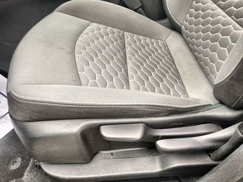 Used 2021 Chevrolet Equinox LS w/ LPO, Blackout Package image 16