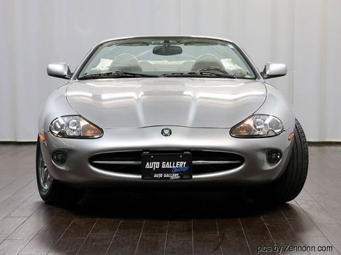 Used 1999 Jaguar XK8 Convertible image 5