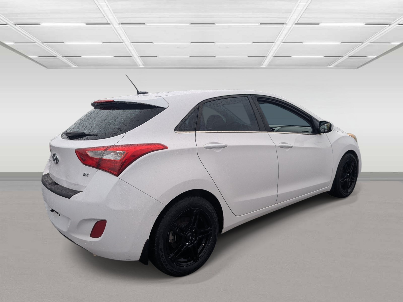 Used 2016 Hyundai Elantra GT FWD image 5