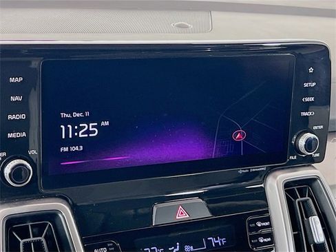 Used 2023 Kia Sorento S image 13