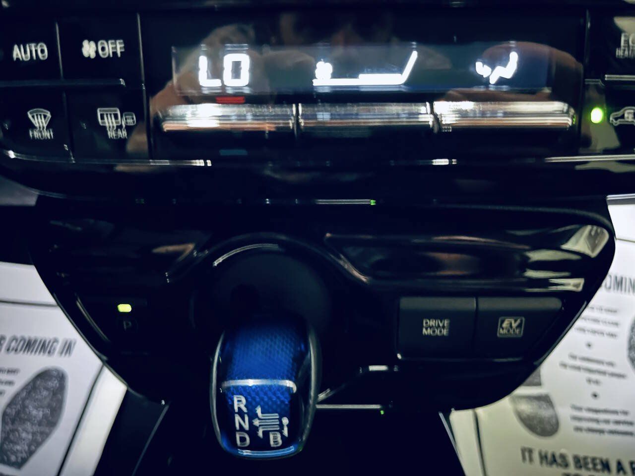 Used 2018 Toyota Prius Three FWD image 25