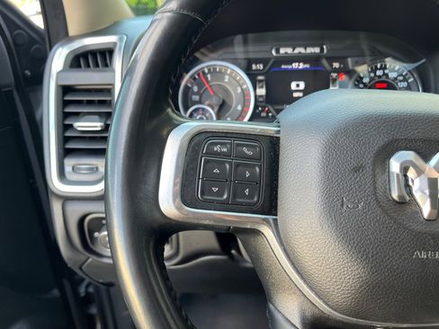 Used 2022 RAM 2500 Laramie AWD/4WD image 17