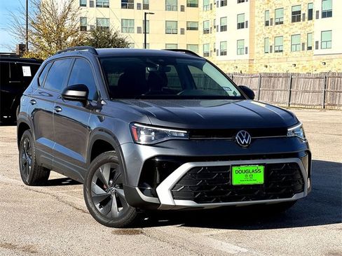 Used 2025 Volkswagen Taos S image 1