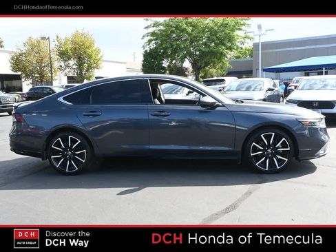 Used 2024 Honda Accord Touring image 5