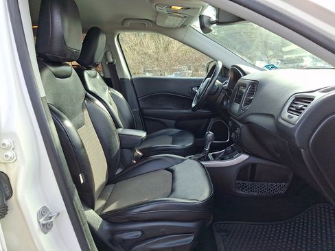 Used 2020 Jeep Compass Latitude w/ Popular Equipment Group image 13